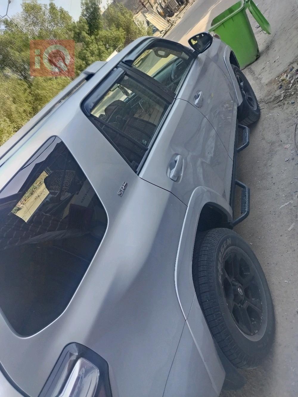 تۆیۆتا 4رەنەر